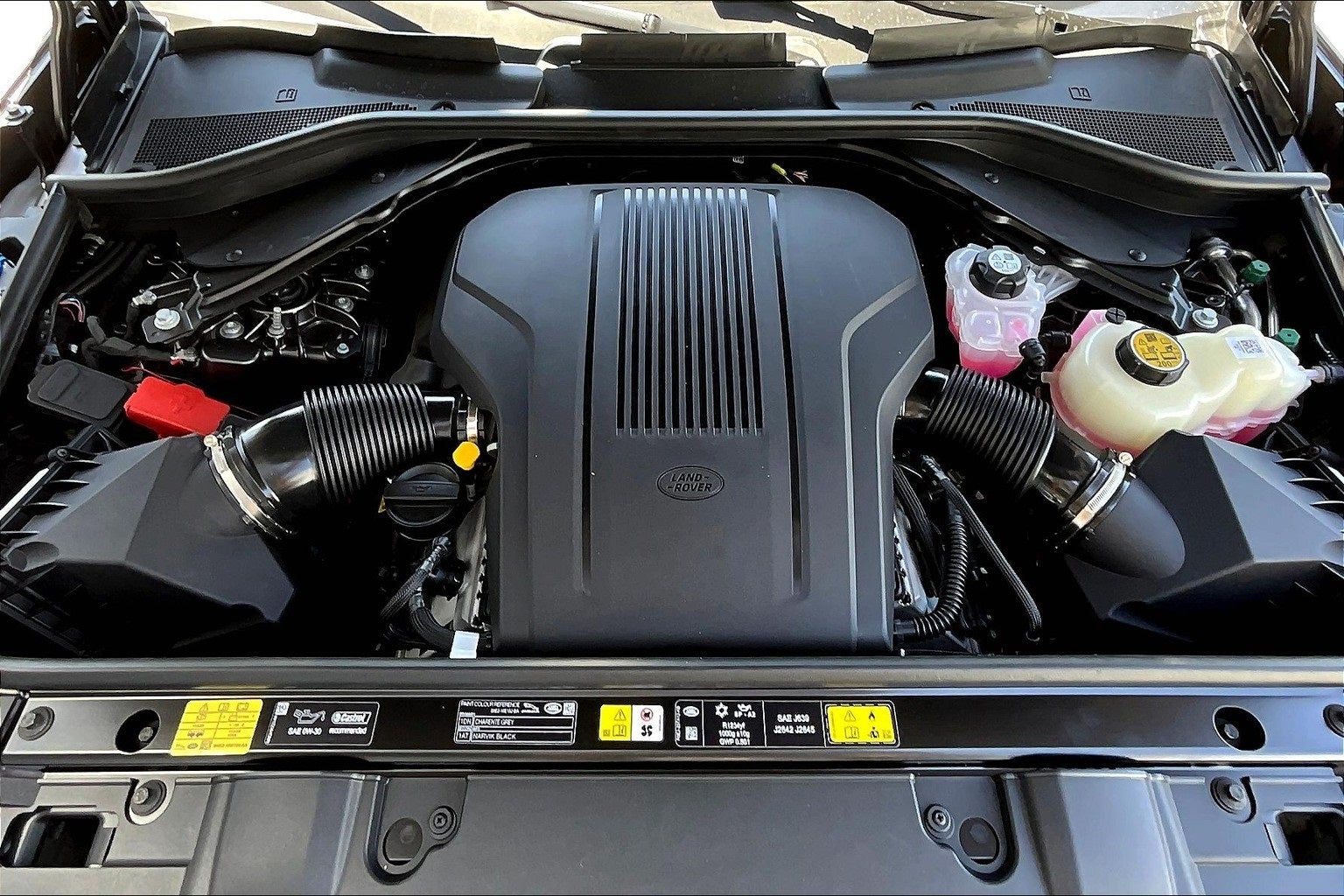 2025 Land Rover Range Rover SE