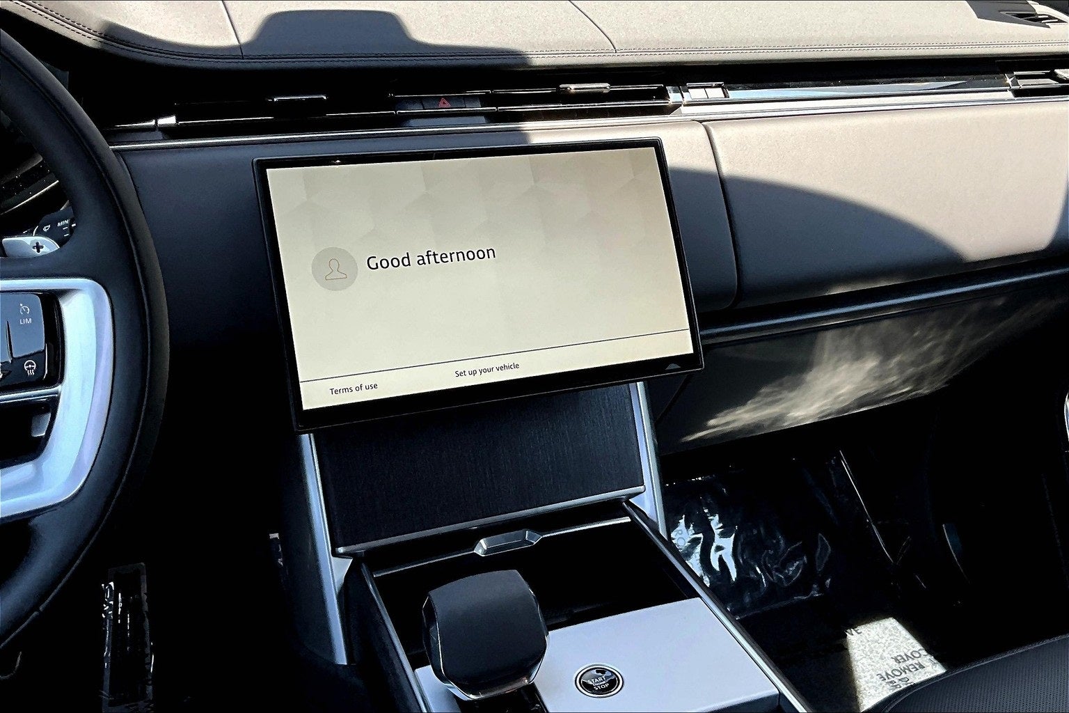 2025 Land Rover Range Rover SE