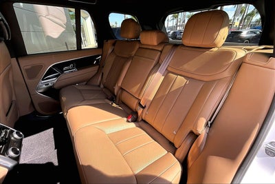 2026 Land Rover Range Rover SE