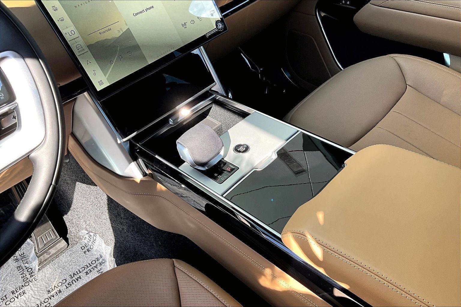 2026 Land Rover Range Rover SE
