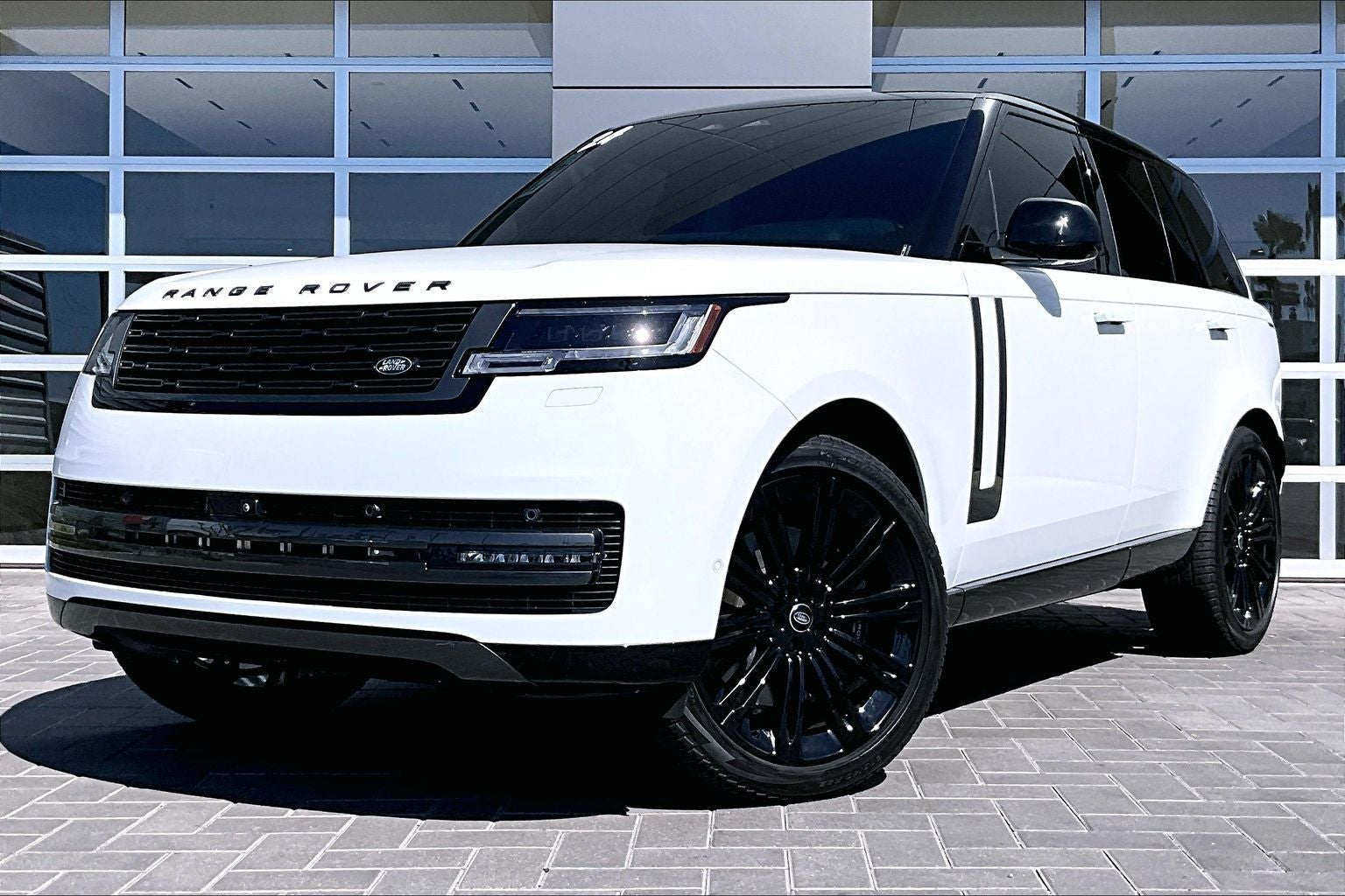 2024 Land Rover Range Rover SE