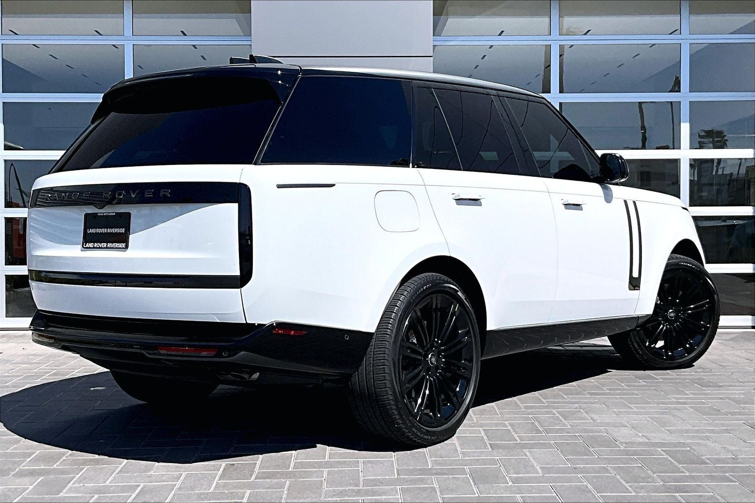 2024 Land Rover Range Rover SE