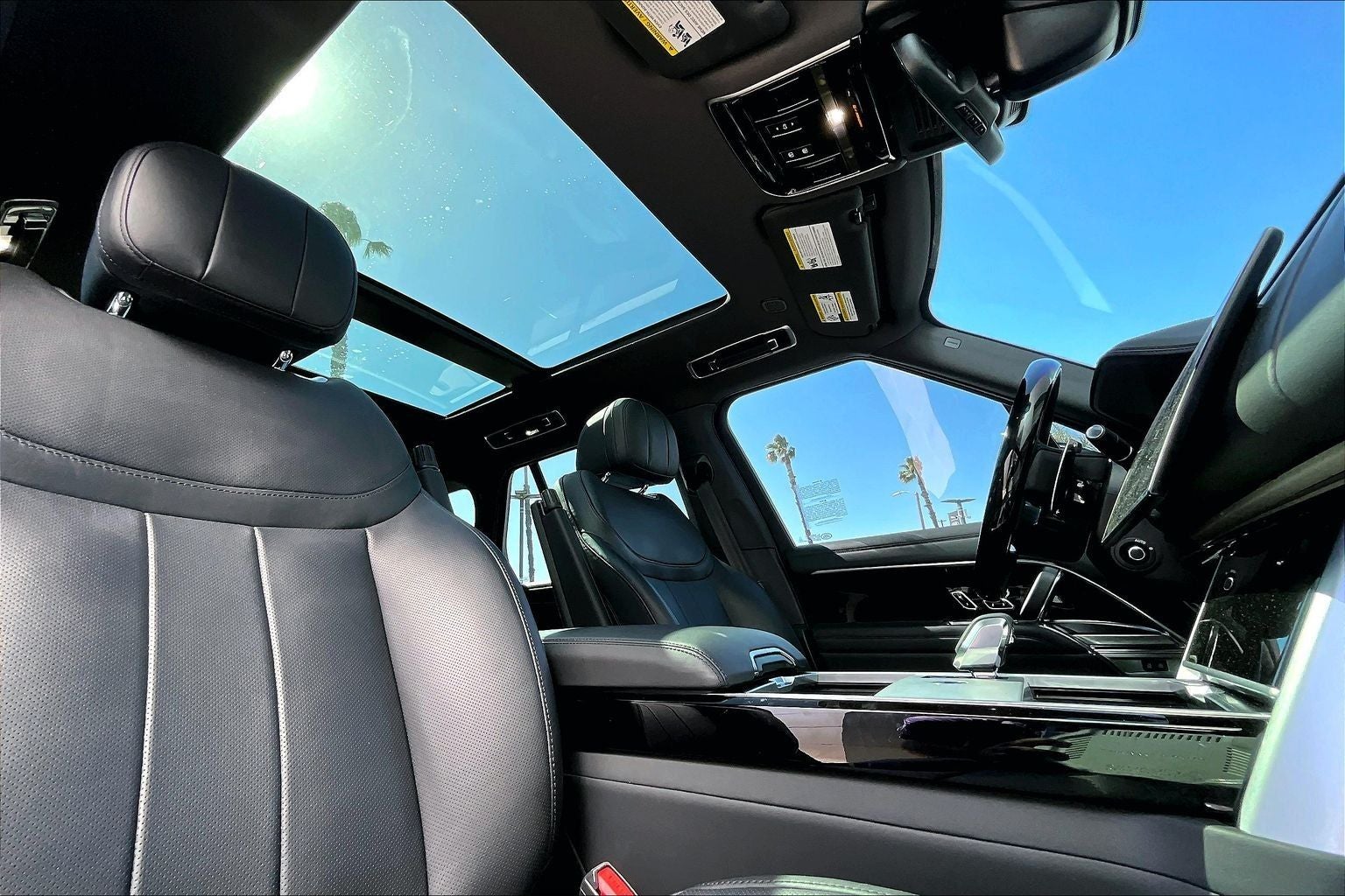 2024 Land Rover Range Rover SE