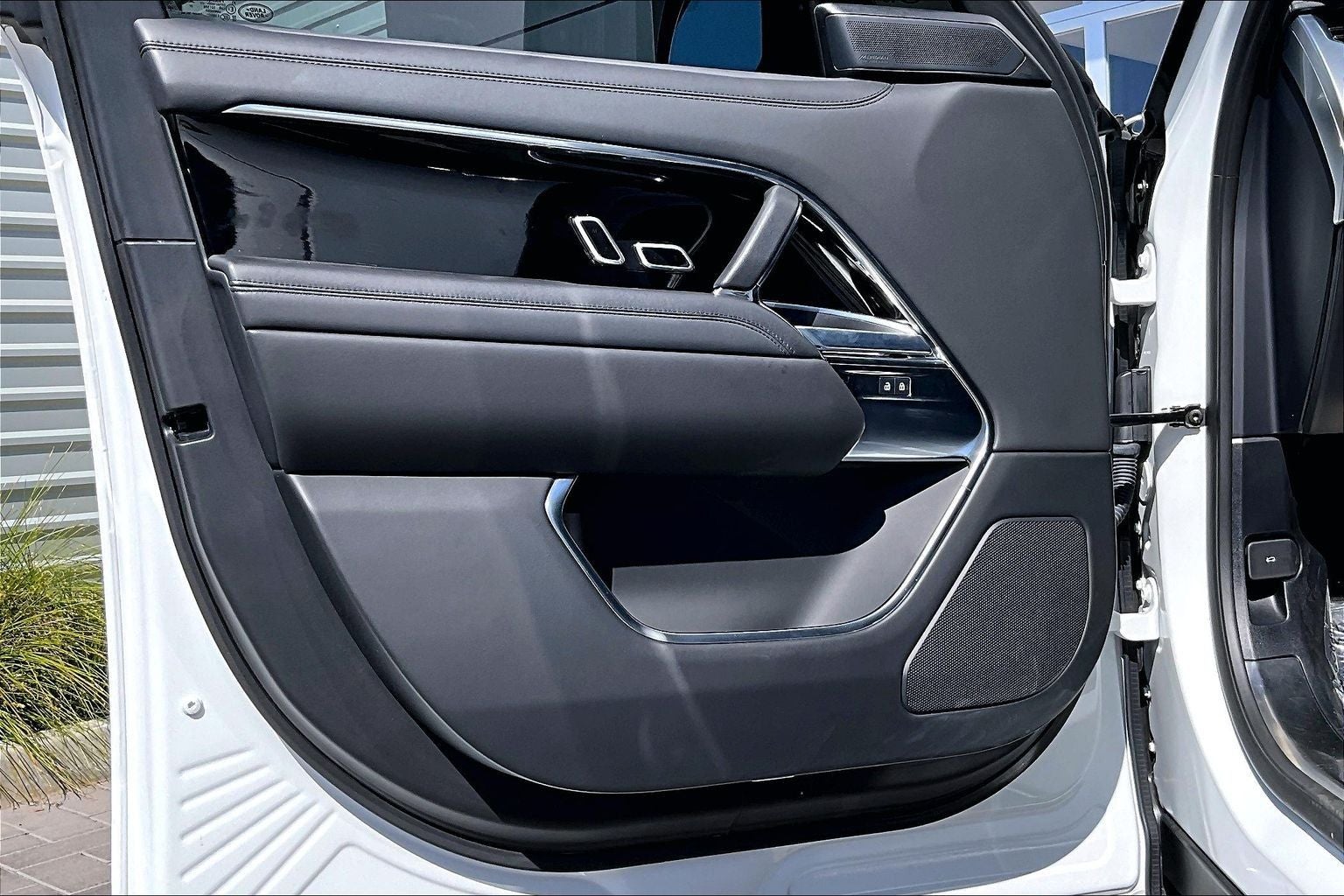 2024 Land Rover Range Rover SE