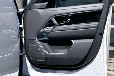 2024 Land Rover Range Rover SE