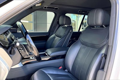 2024 Land Rover Range Rover SE