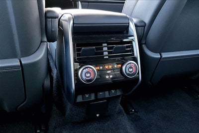 2024 Land Rover Range Rover SE