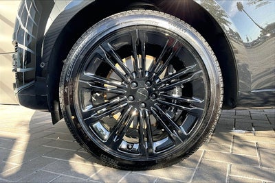 2026 Land Rover Range Rover SE