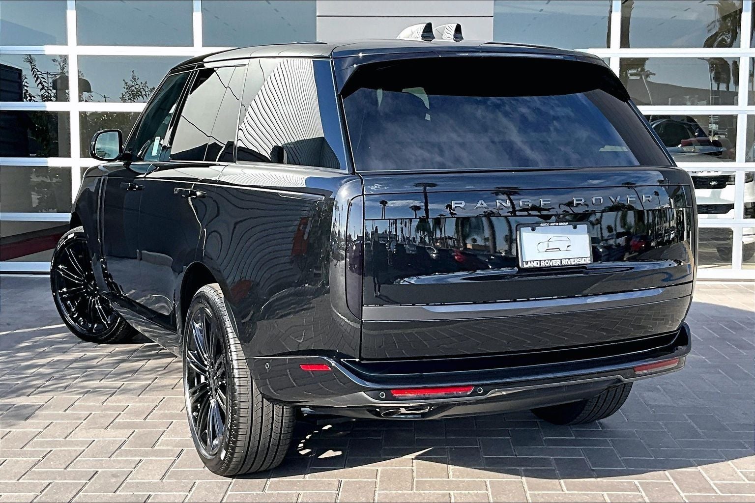 2026 Land Rover Range Rover SE
