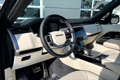 2026 Land Rover Range Rover SE