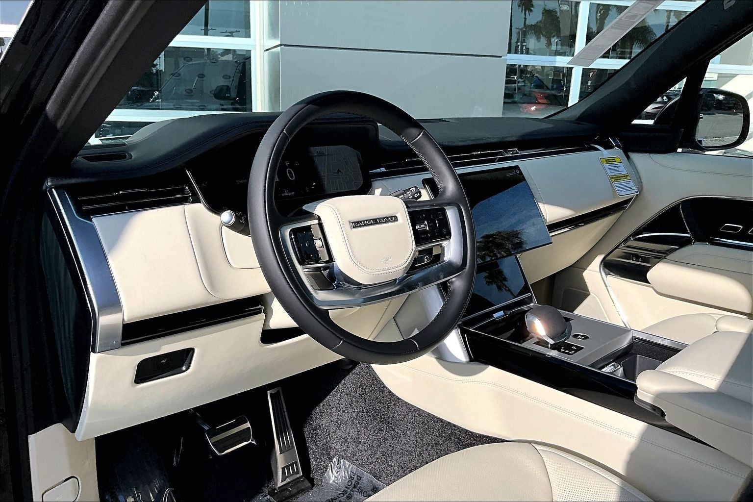 2026 Land Rover Range Rover SE