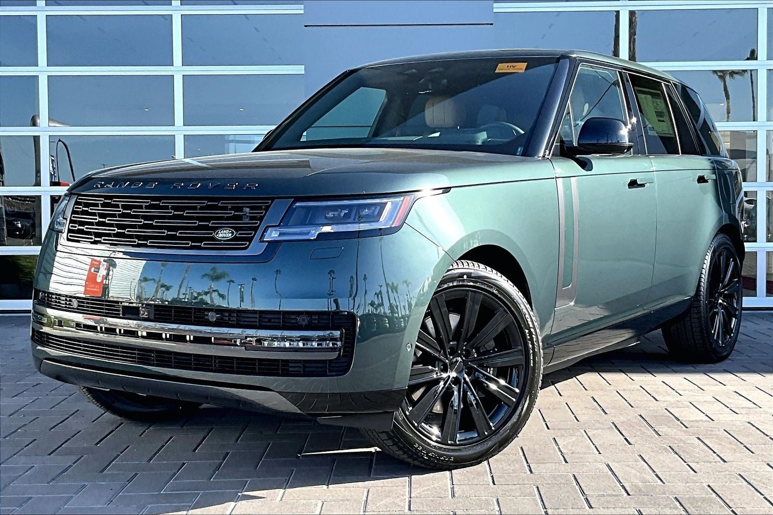 2026 Land Rover Range Rover Plug-In Hybrid SE