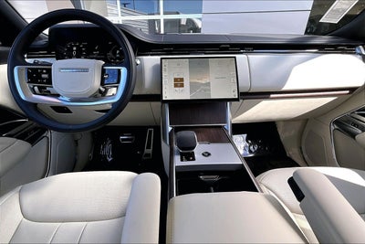 2026 Land Rover Range Rover Plug-In Hybrid SE