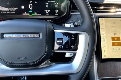 2025 Land Rover Range Rover Plug-In Hybrid SE