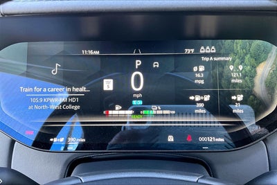 2025 Land Rover Range Rover Plug-In Hybrid SE