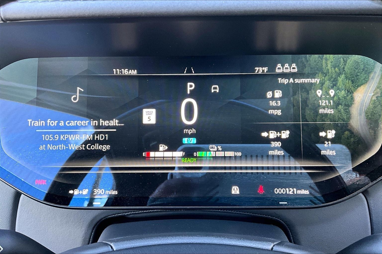 2025 Land Rover Range Rover Plug-In Hybrid SE