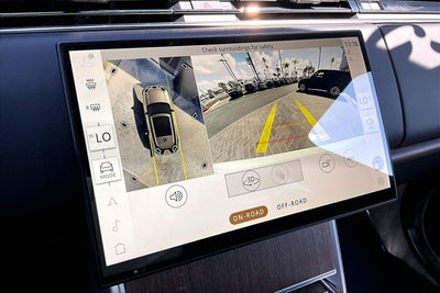 2025 Land Rover Range Rover Plug-In Hybrid SE