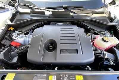 2025 Land Rover Range Rover Plug-In Hybrid SE