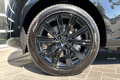 2026 Land Rover Range Rover Plug-In Hybrid SE