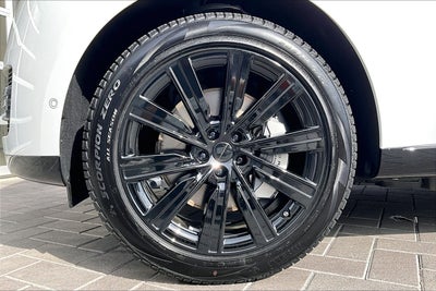 2026 Land Rover Range Rover Plug-In Hybrid SE