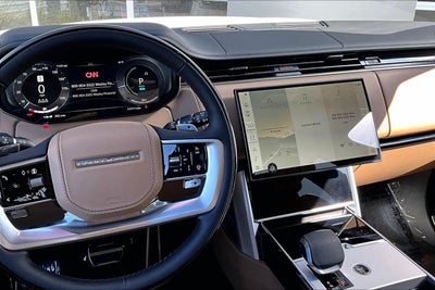 2026 Land Rover Range Rover Plug-In Hybrid SE