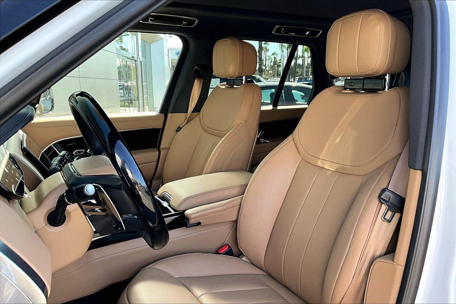 2026 Land Rover Range Rover Plug-In Hybrid SE