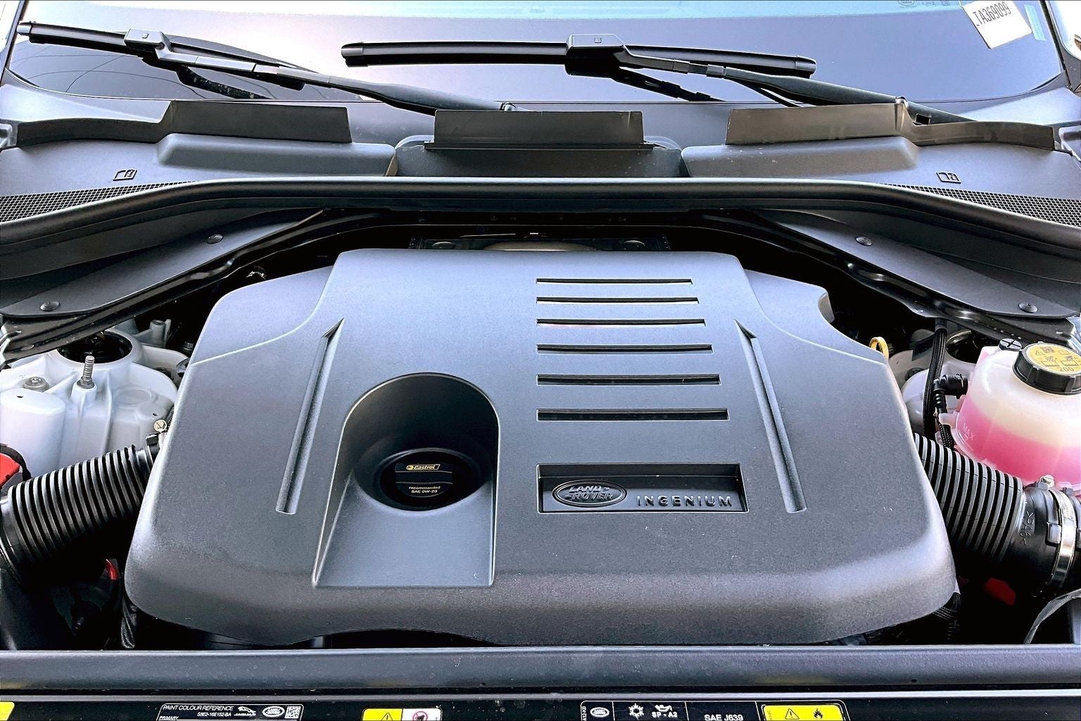 2026 Land Rover Range Rover Plug-In Hybrid SE
