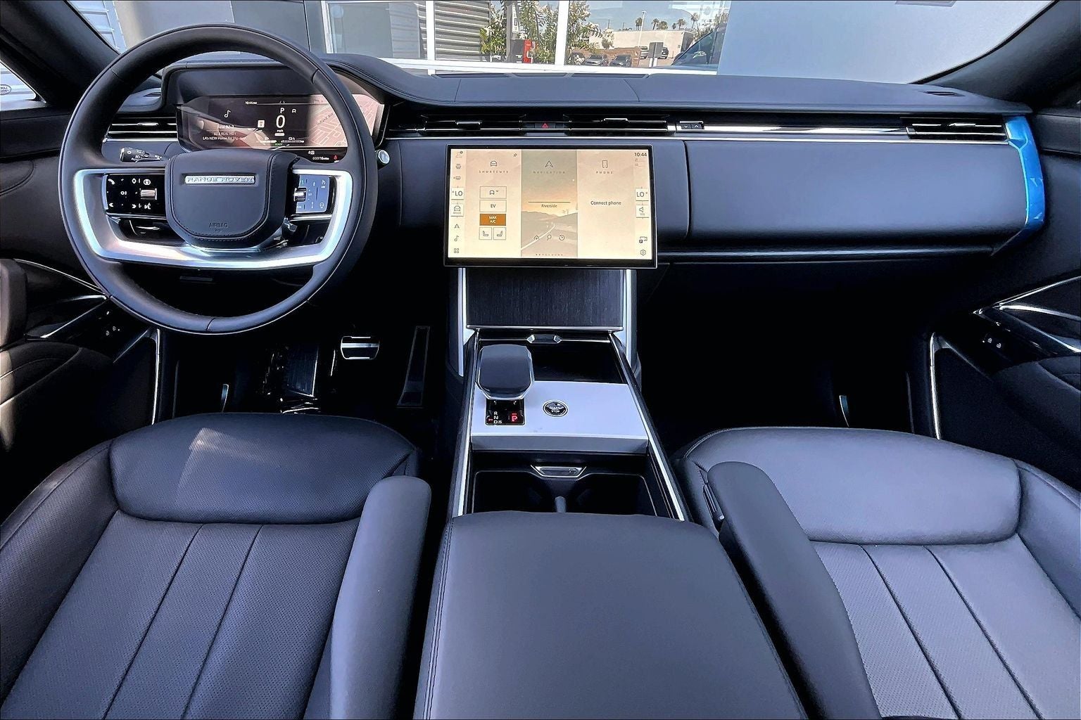 2026 Land Rover Range Rover Plug-In Hybrid SE