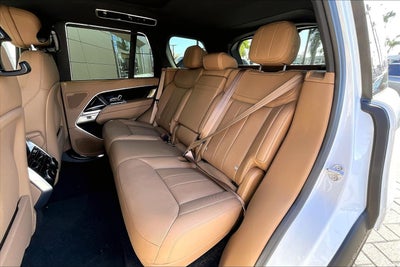 2026 Land Rover Range Rover SE