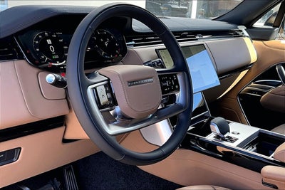 2026 Land Rover Range Rover SE