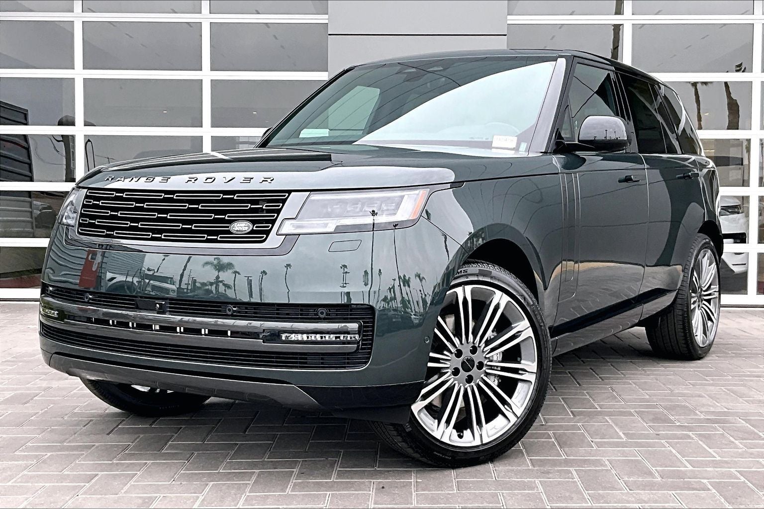 2026 Land Rover Range Rover SE