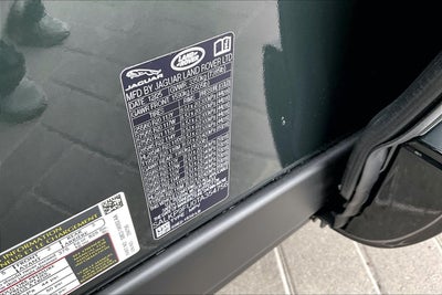 2026 Land Rover Range Rover SE