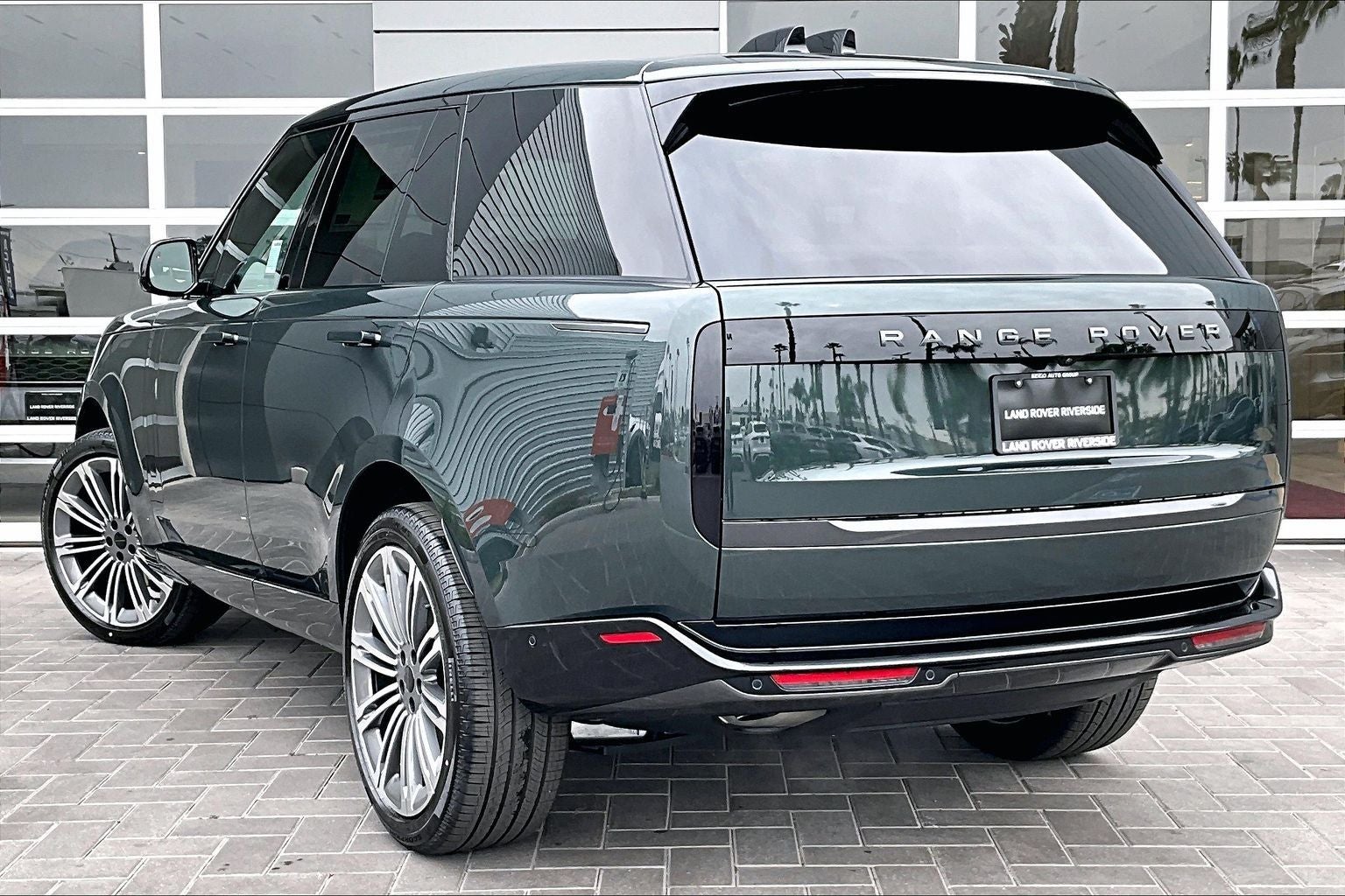 2026 Land Rover Range Rover SE
