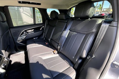 2026 Land Rover Range Rover SE