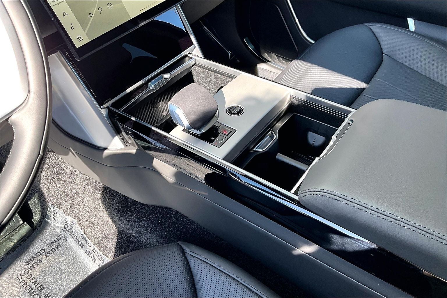 2026 Land Rover Range Rover SE