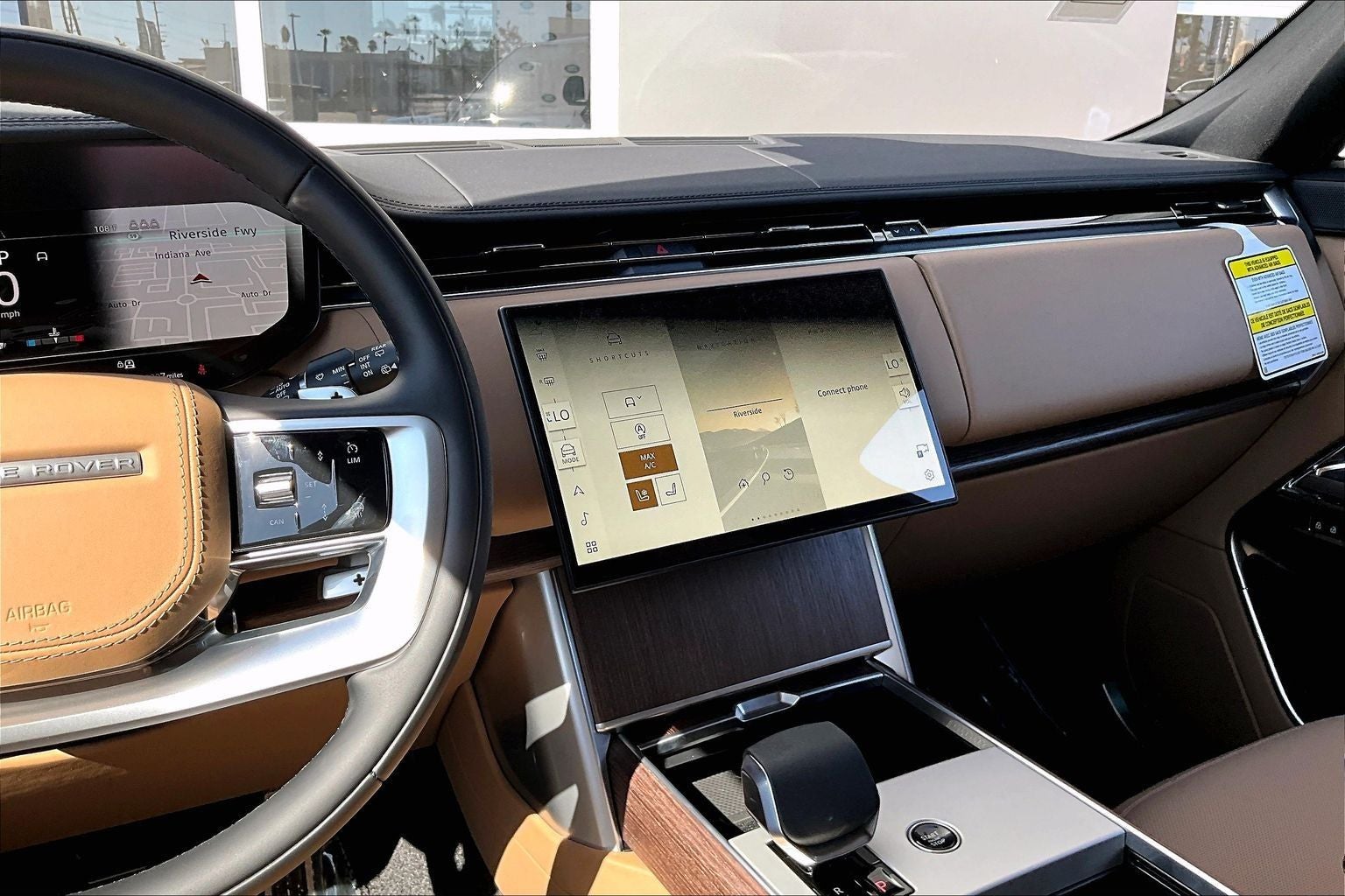 2026 Land Rover Range Rover SE