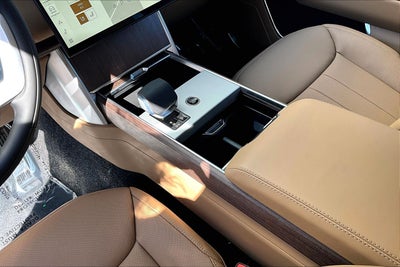 2026 Land Rover Range Rover SE