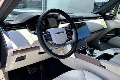 2026 Land Rover Range Rover SE