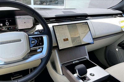 2026 Land Rover Range Rover SE