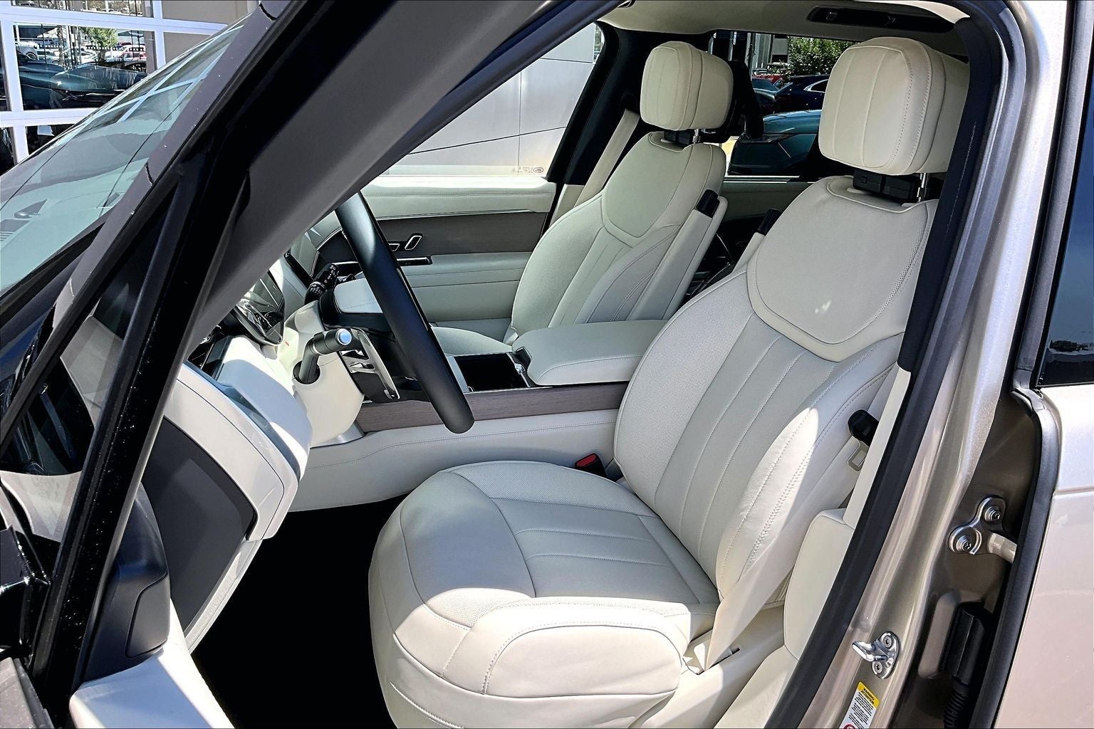 2026 Land Rover Range Rover SE