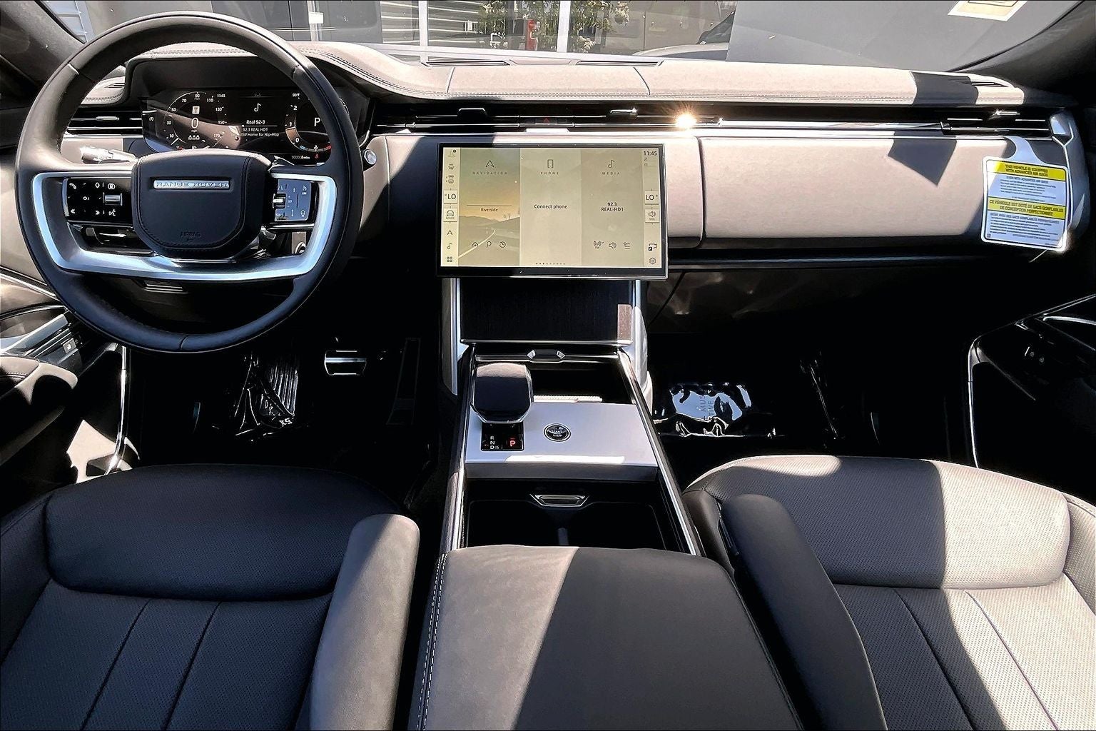 2026 Land Rover Range Rover SE