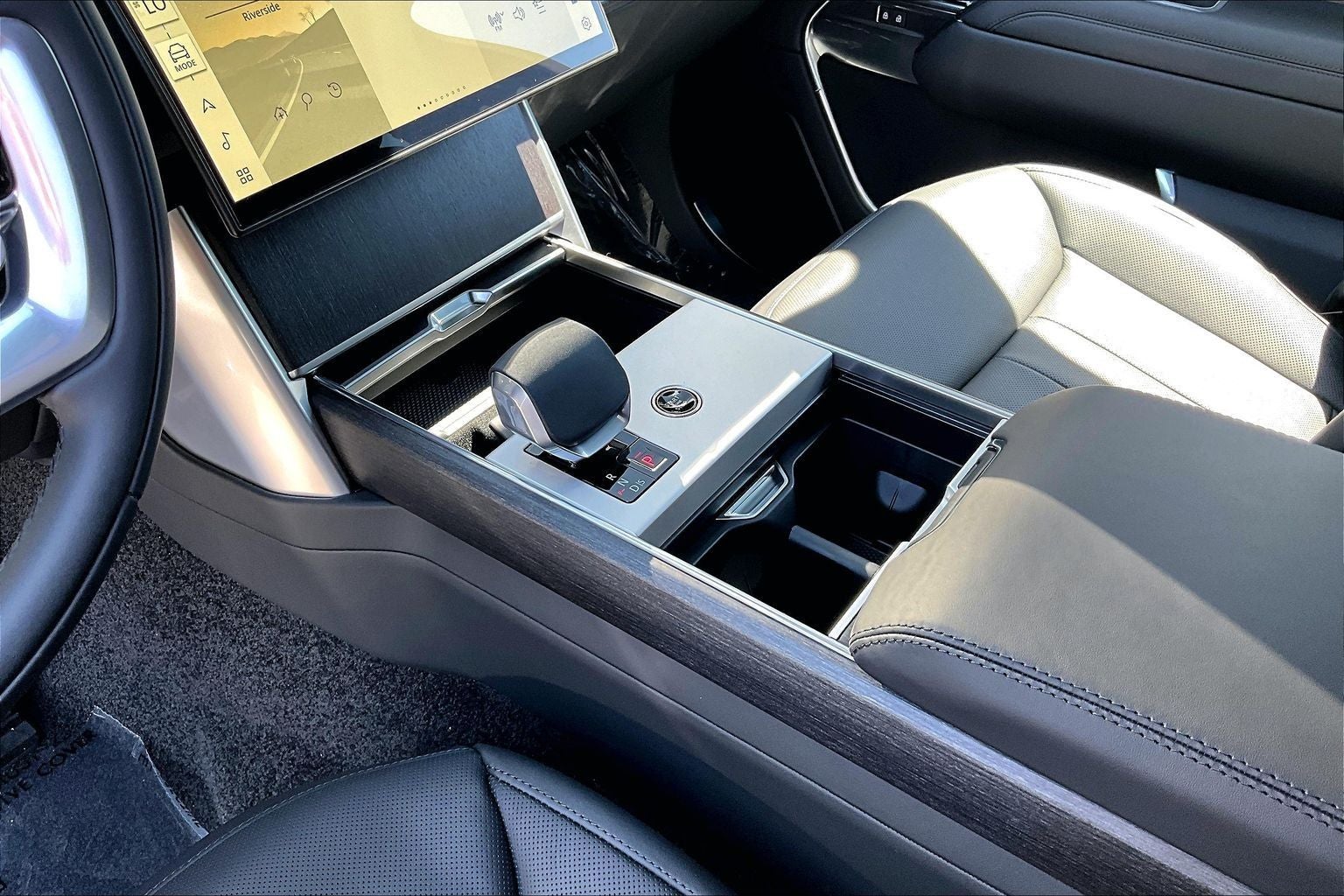 2026 Land Rover Range Rover SE