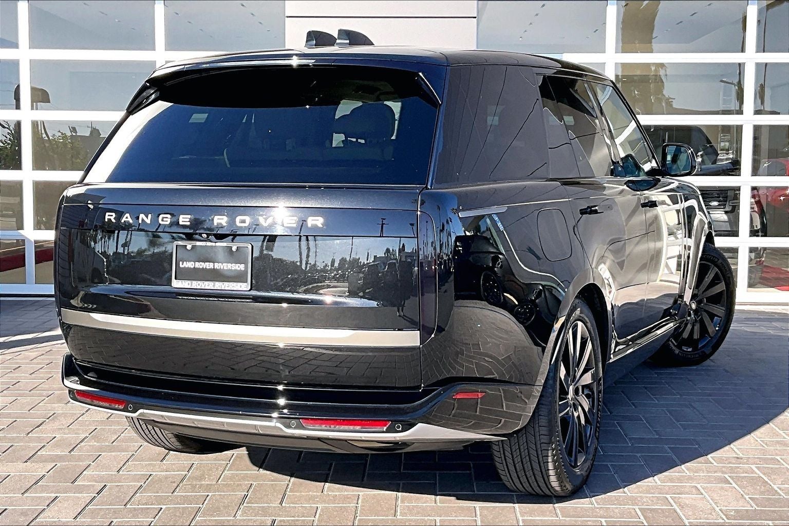 2024 Land Rover Range Rover SE