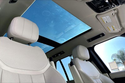 2024 Land Rover Range Rover SE