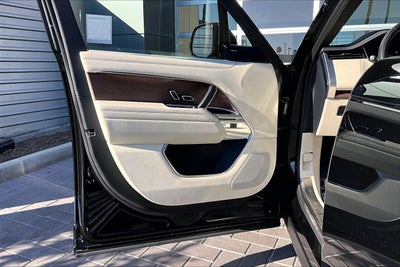 2024 Land Rover Range Rover SE