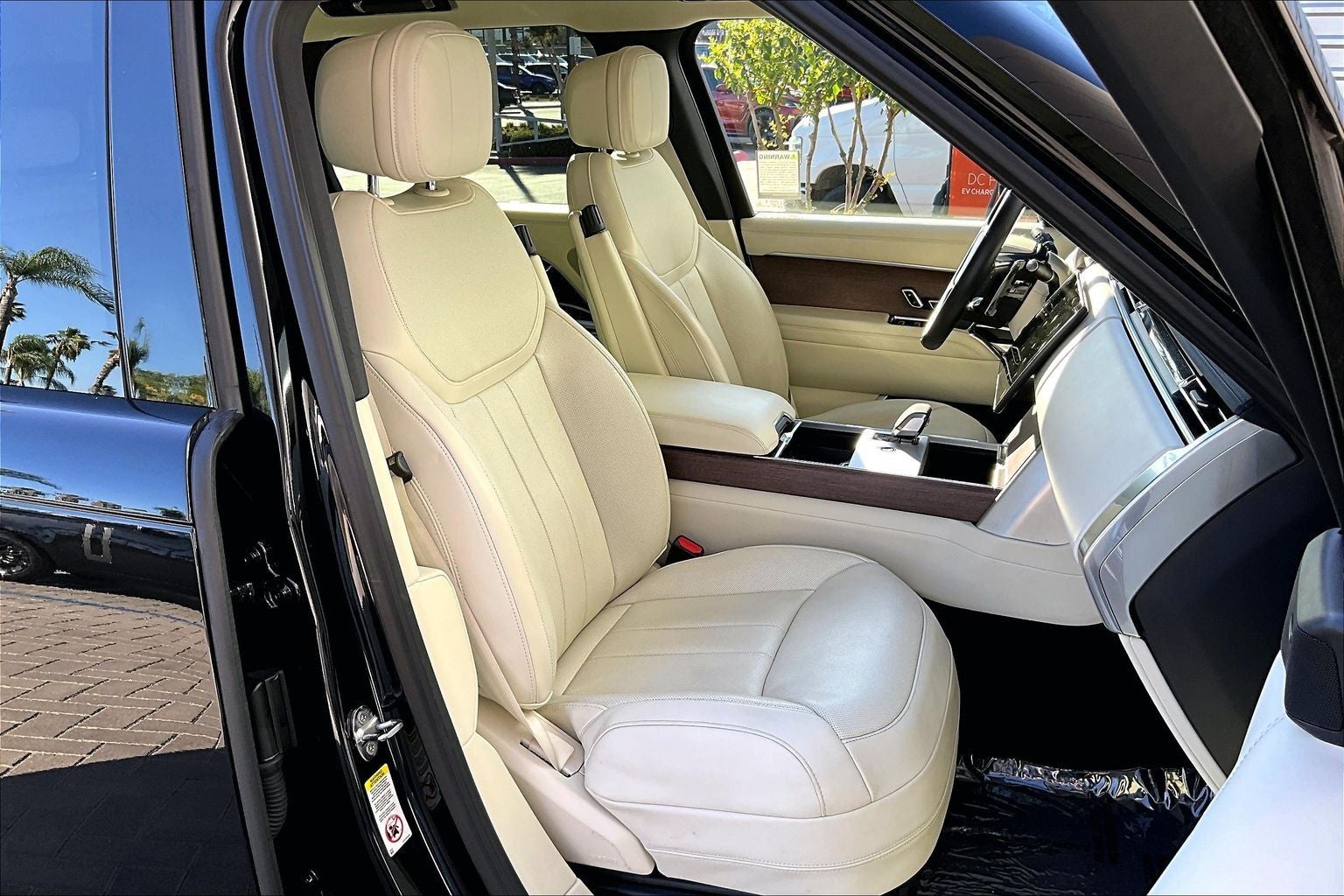 2024 Land Rover Range Rover SE