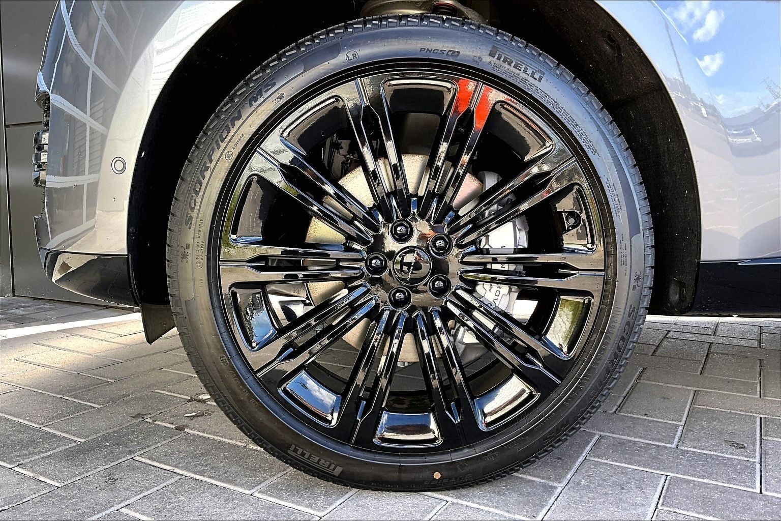 2026 Land Rover Range Rover SE