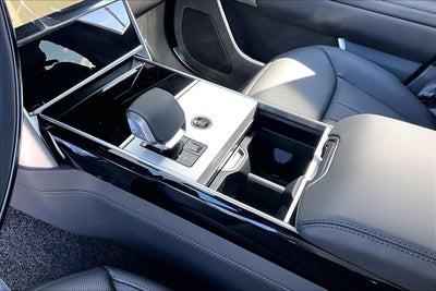 2026 Land Rover Range Rover SE