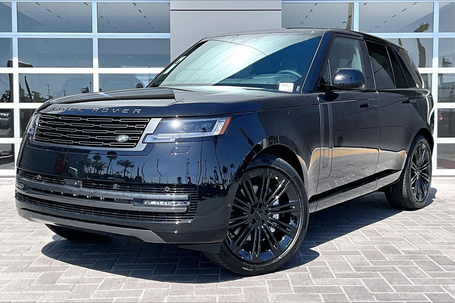 2026 Land Rover Range Rover SE