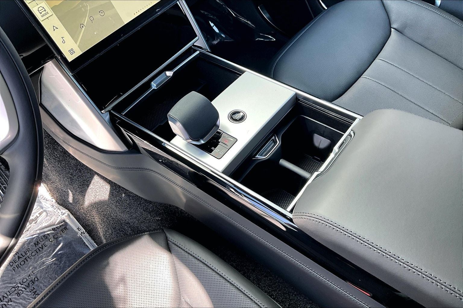 2026 Land Rover Range Rover SE